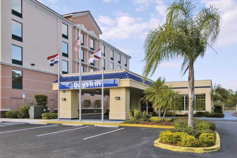 Days Inn By Wyndham Melbourne Exterior photo